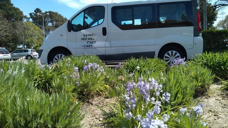Minibus