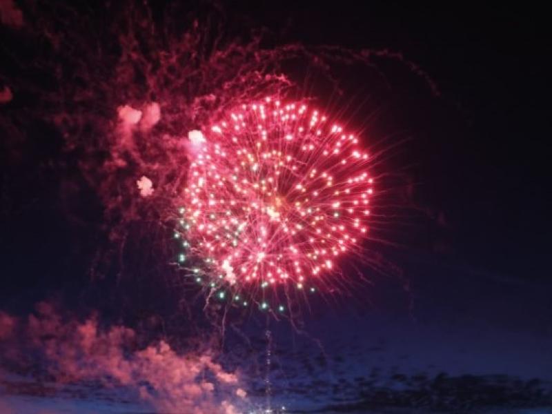 Fête nationale : défilé, feu d’artifice et grand concert  avec DJ Rich