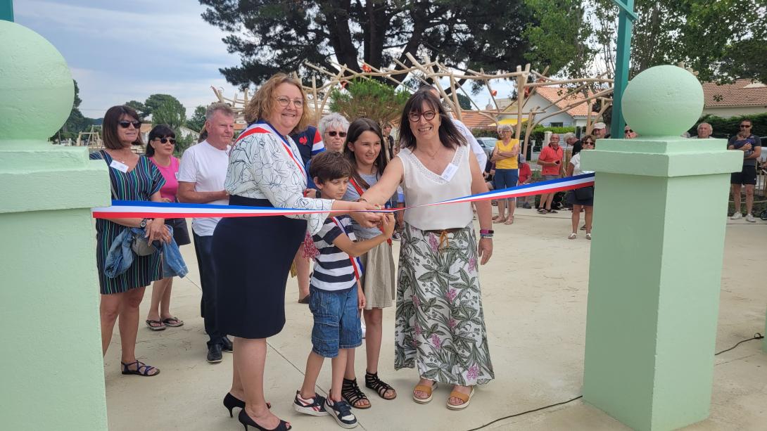 Inauguration du jardin du mail
